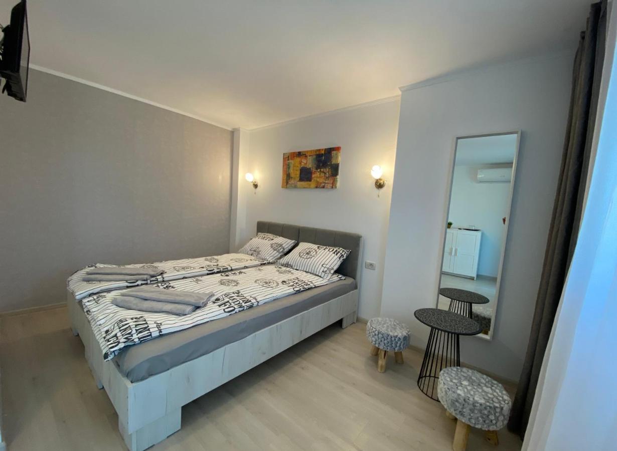Four Rooms Curtea de Argeş Εξωτερικό φωτογραφία
